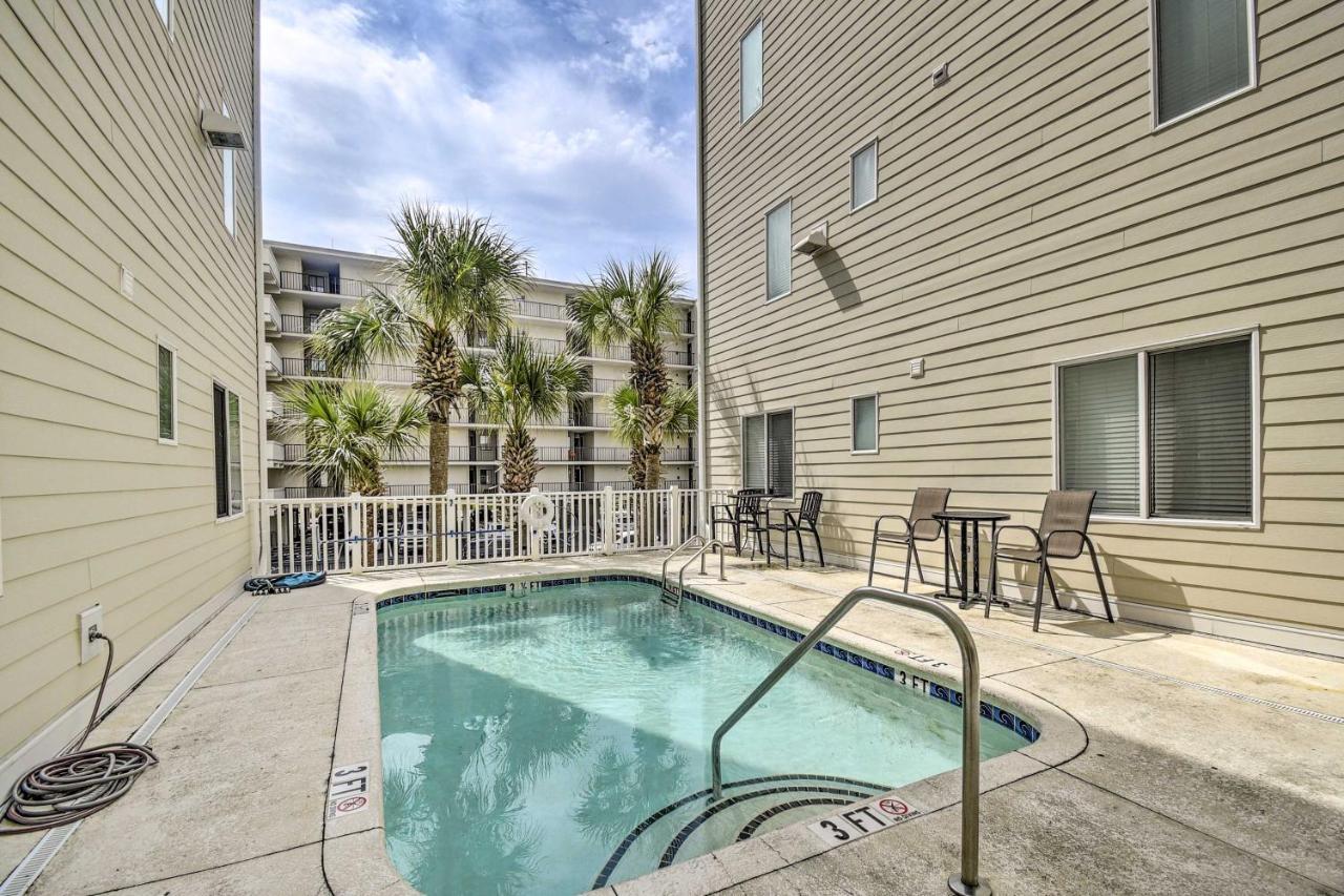 Roomy North Myrtle Beach Condo, Walk To Beach Εξωτερικό φωτογραφία