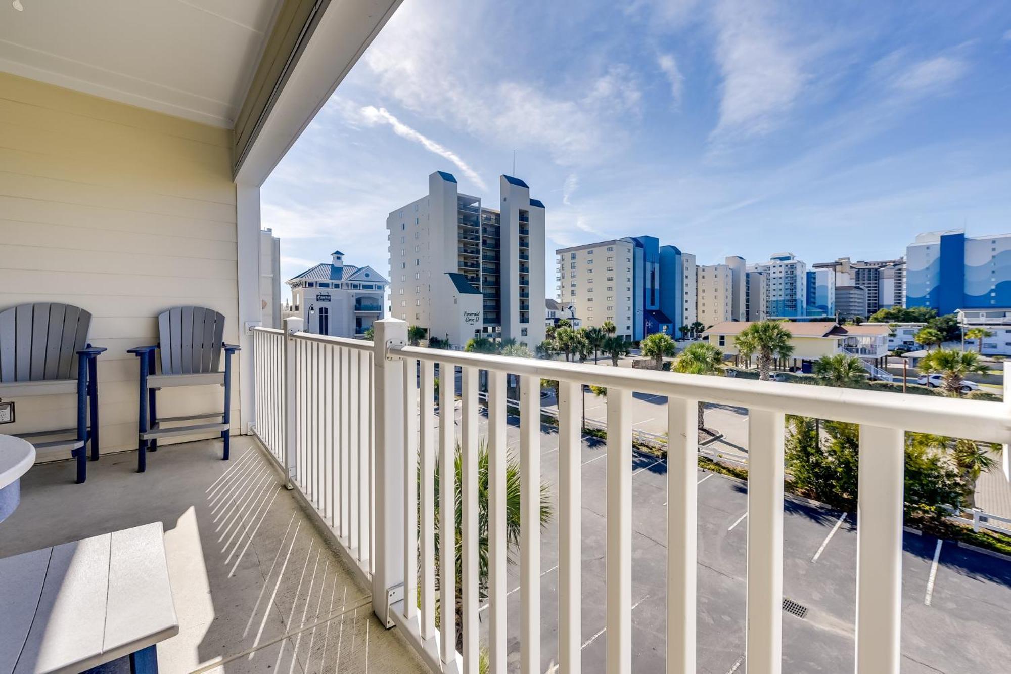 Roomy North Myrtle Beach Condo, Walk To Beach Εξωτερικό φωτογραφία