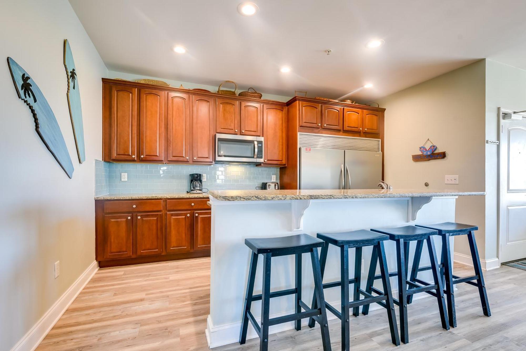 Roomy North Myrtle Beach Condo, Walk To Beach Εξωτερικό φωτογραφία